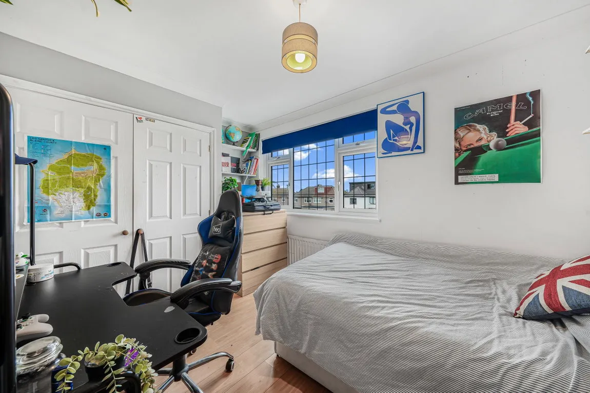 Fernbank Avenue, Hornchurch, RM12, photo 12