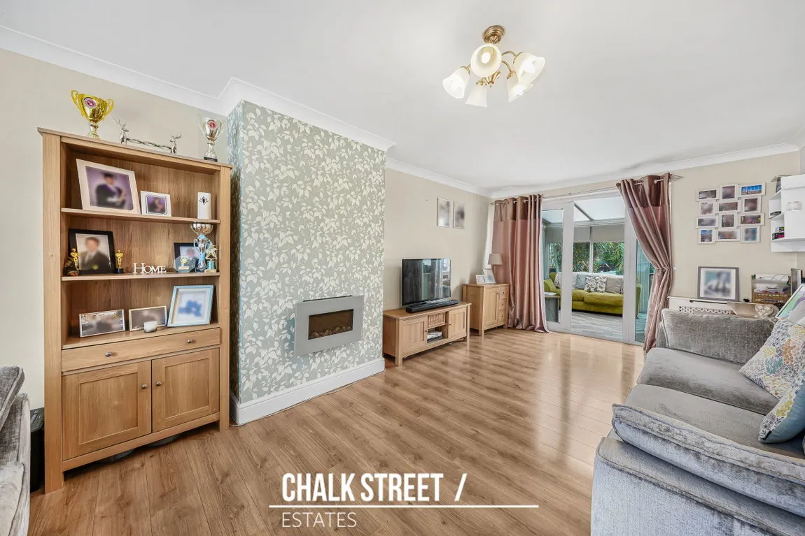 Fernbank Avenue, Hornchurch, RM12, photo 7