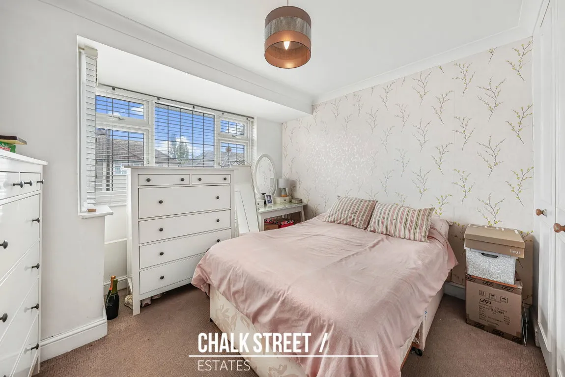 Fernbank Avenue, Hornchurch, RM12, photo 11