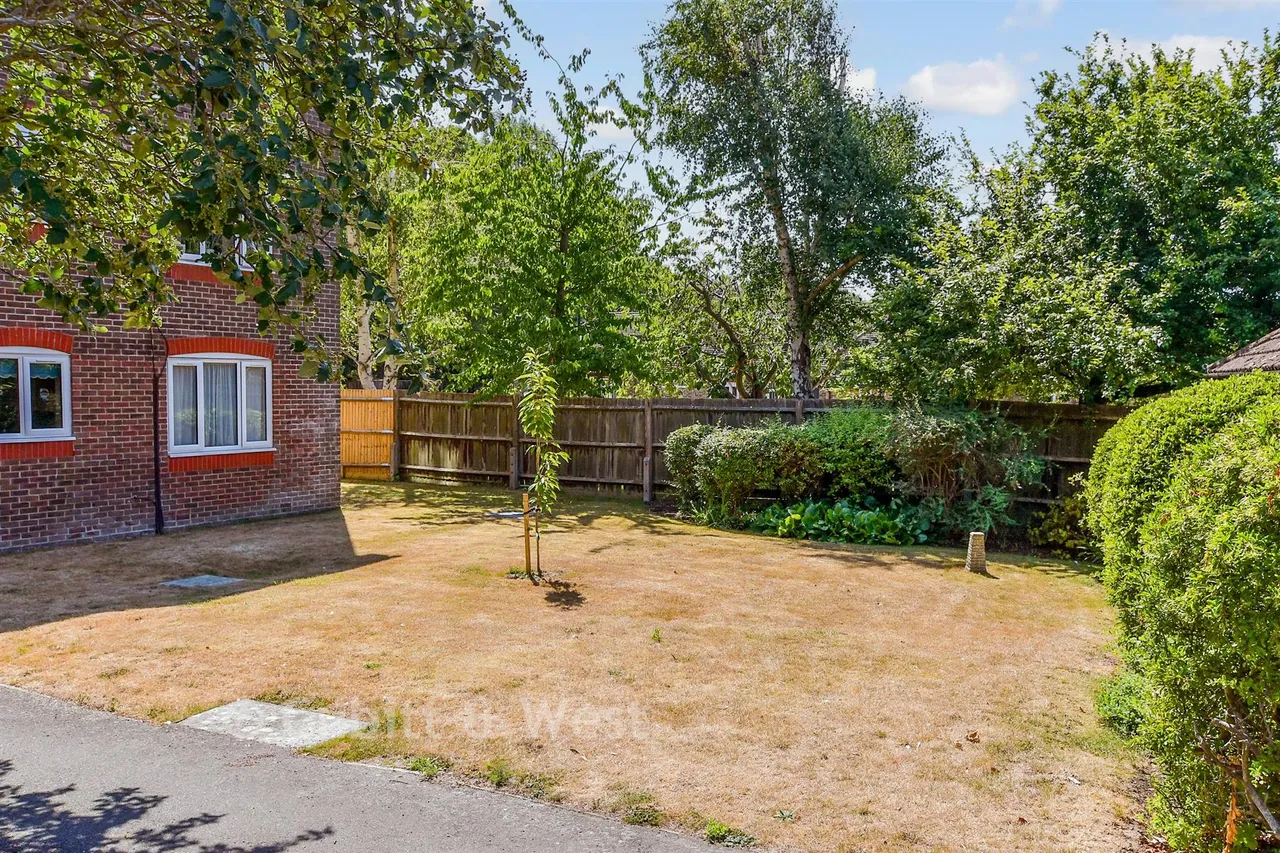Goring Street, Goring-By-Sea, BN12, photo 3