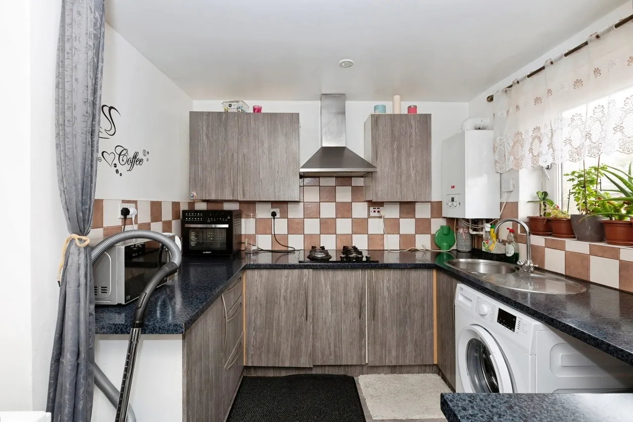 Gurney Close, Barking, IG11, photo 7