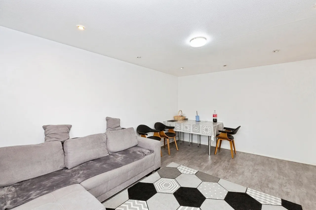 Gurney Close, Barking, IG11, photo 4