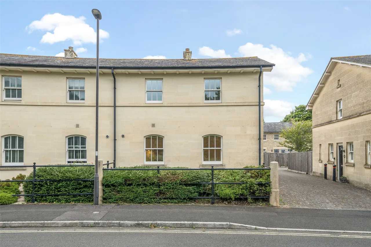 5 bed house for sale — Kempthorne Lane, Bath, BA2 5DX