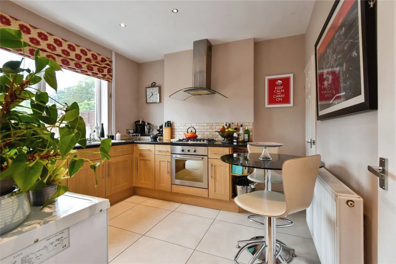 Clydach Road, Ynystawe, SA6, photo 11