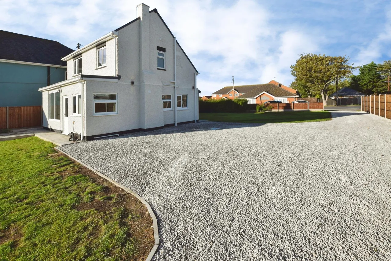 South Road, Chapel St Leonards, PE24, photo 21