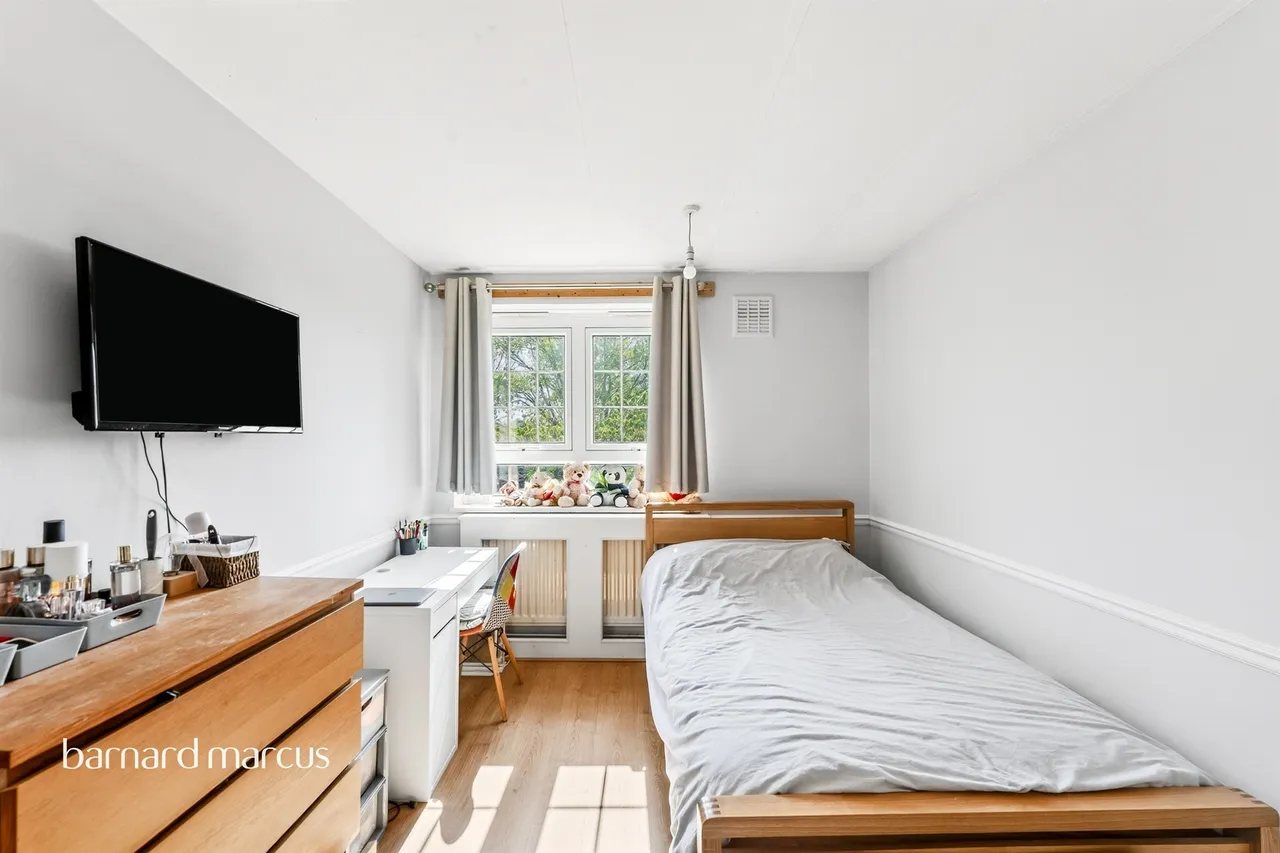 Sussex Road, Mitcham, photo 5
