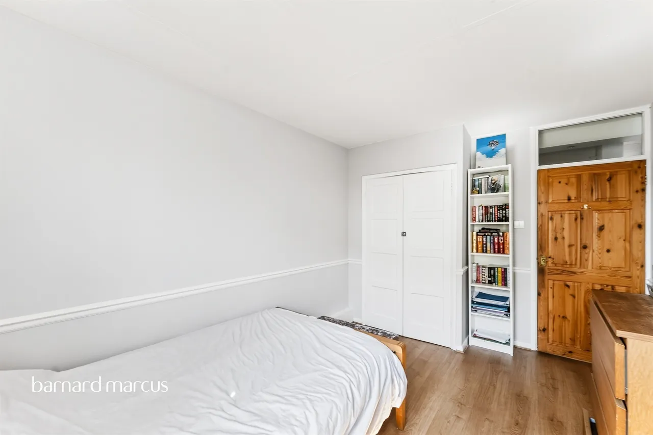Sussex Road, Mitcham, photo 6