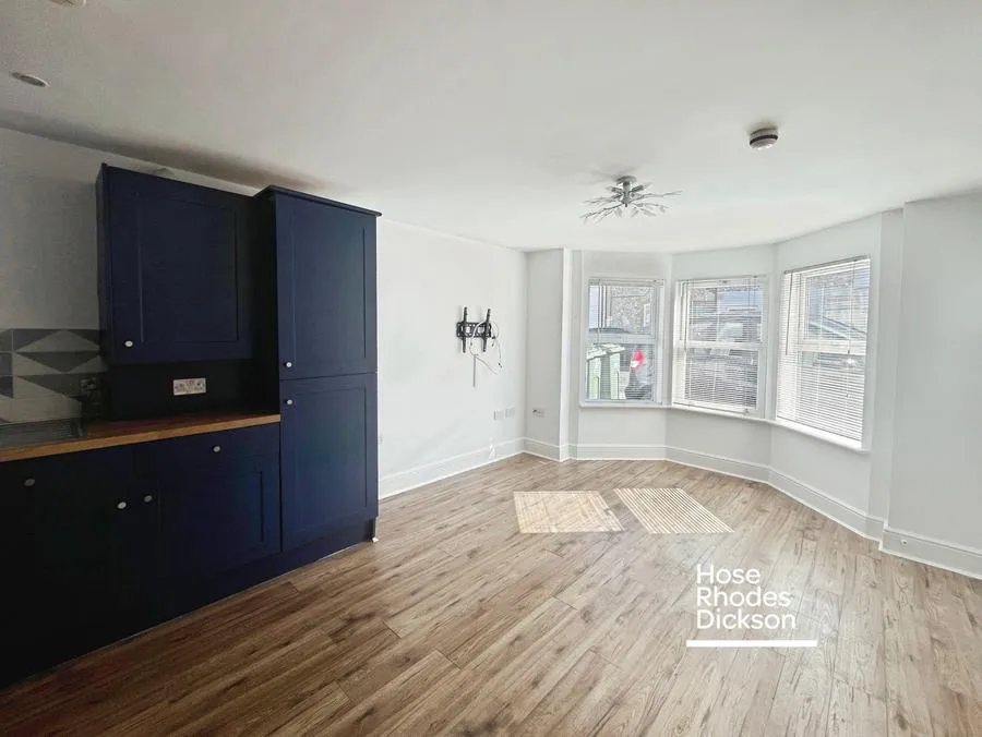 South Street, Ventnor, PO38, photo 2