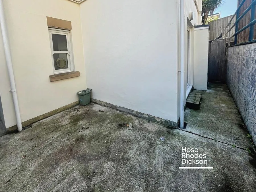 South Street, Ventnor, PO38, photo 15