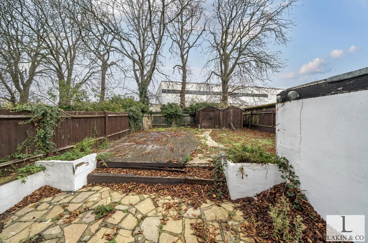 Apple Tree Avenue, West Drayton, UB7 8BY, photo 14