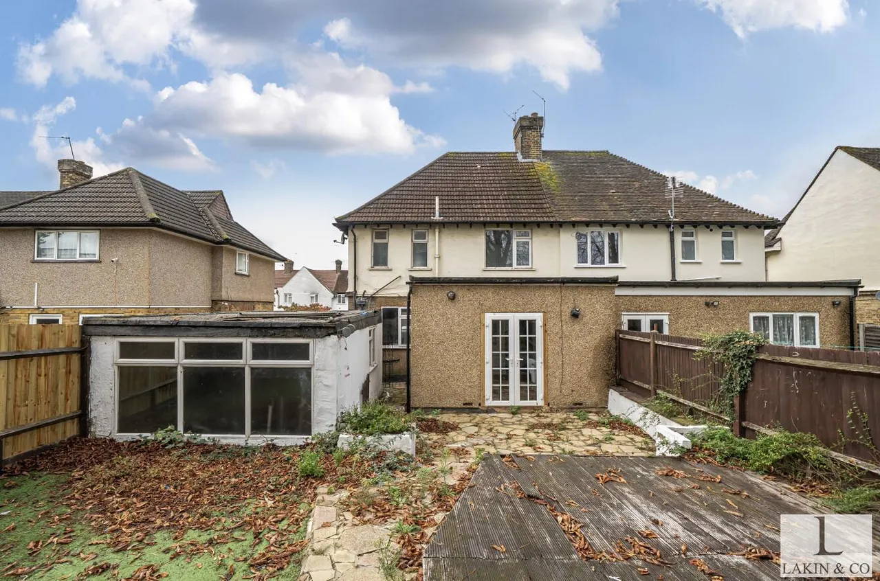 Apple Tree Avenue, West Drayton, UB7 8BY, photo 15