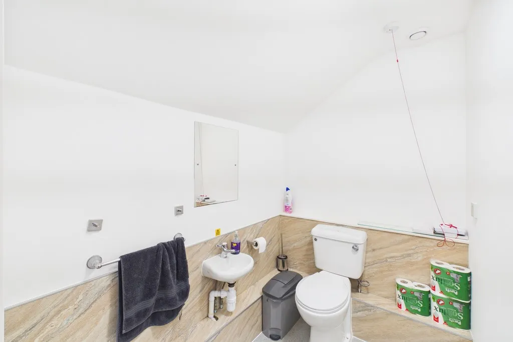 Main Road, Windermere, LA23, photo 19