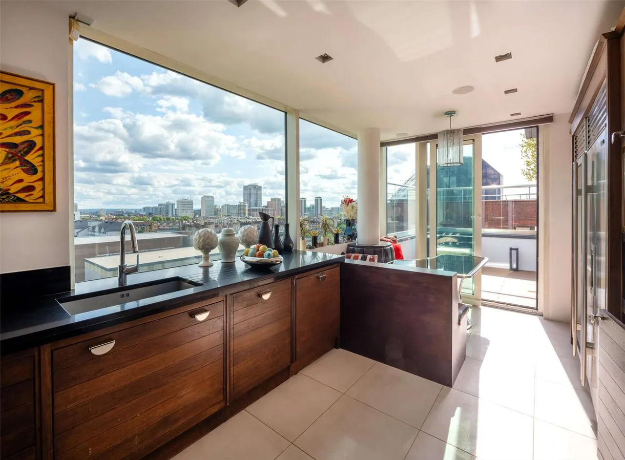 St. John's Wood Road, London, NW8, photo 4