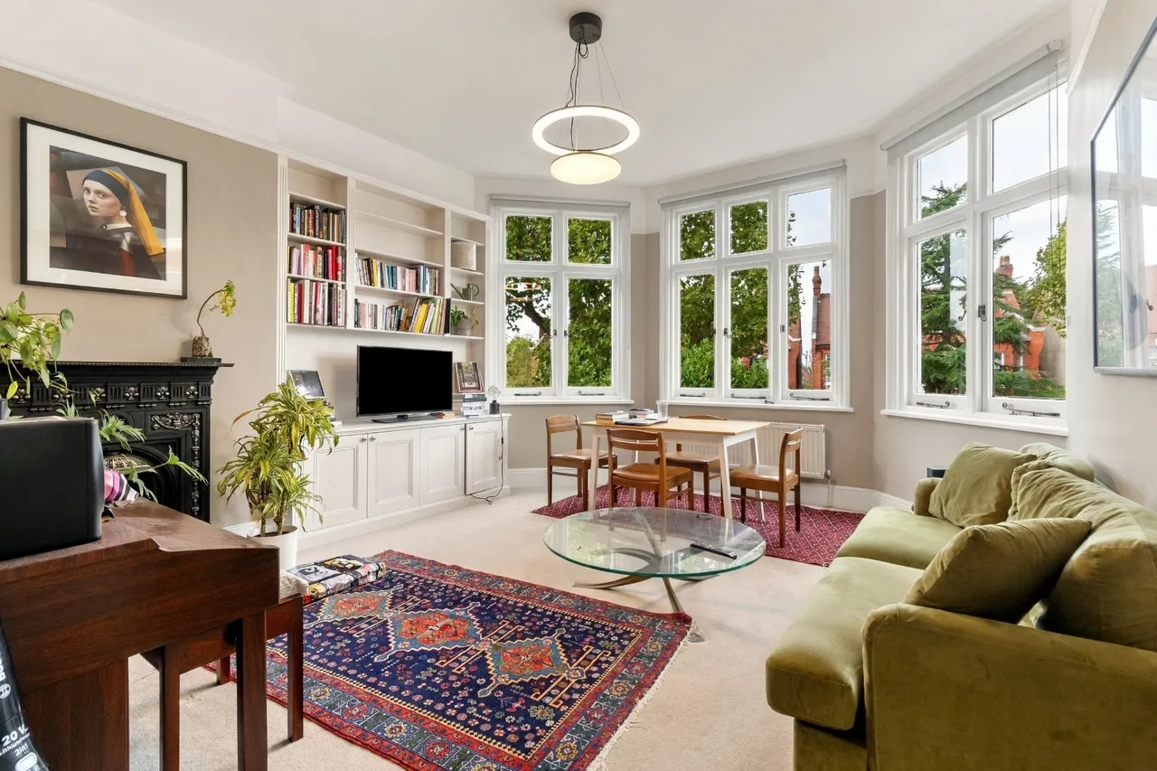 2 bed flat for sale, Mapesbury Road, Mapesbury, NW2