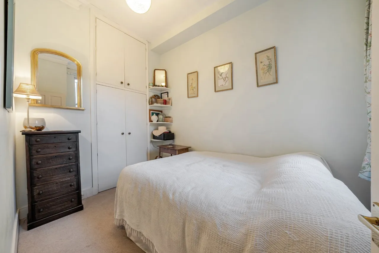 Thornton Avenue, Telford Park, London, SW2, photo 5
