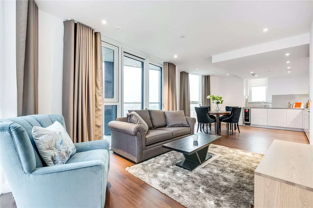 2 bed new development to rent — Wandsworth Road, London, SW8 2FP