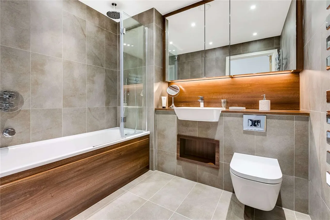 Wandsworth Road, London, SW8 2FP, photo 7