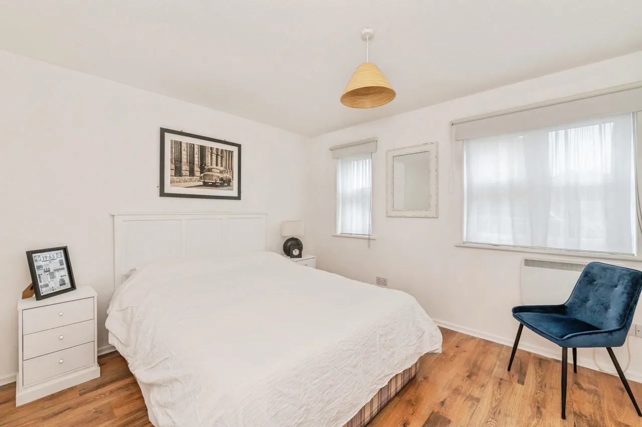 Ferro Road, Rainham, RM13, photo 5