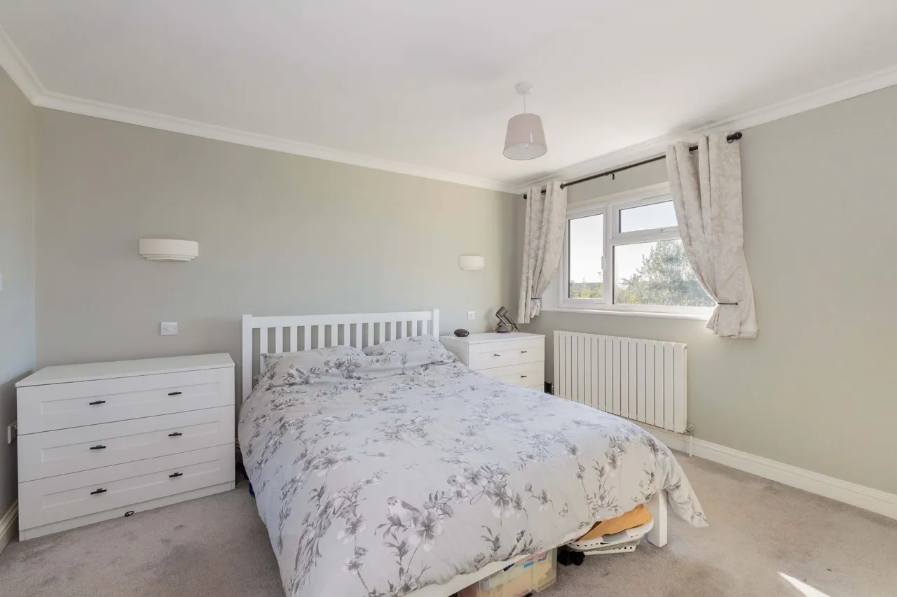 Balmoral, Cranbrook Drive, Maidenhead, Berkshire, photo 12