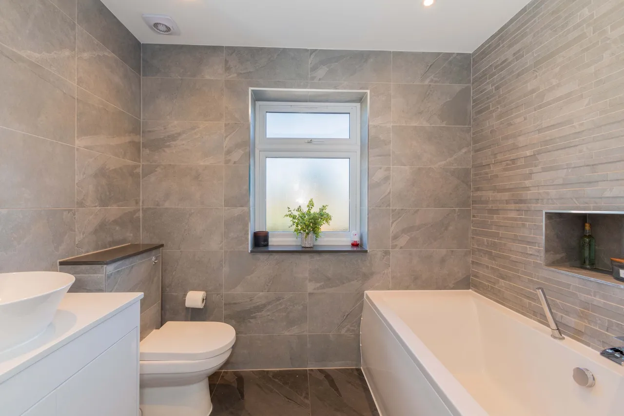 Balmoral, Cranbrook Drive, Maidenhead, Berkshire, photo 14