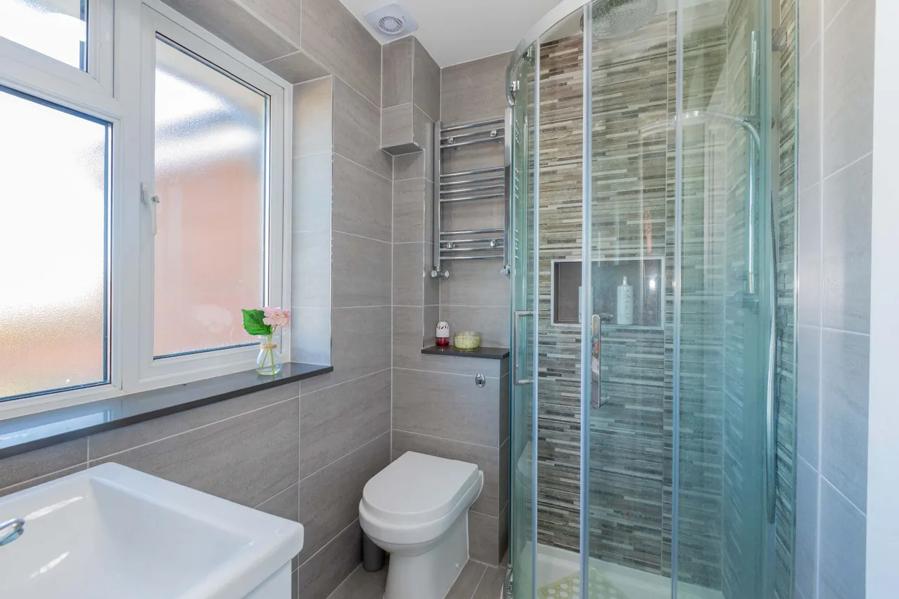 Balmoral, Cranbrook Drive, Maidenhead, Berkshire, photo 15