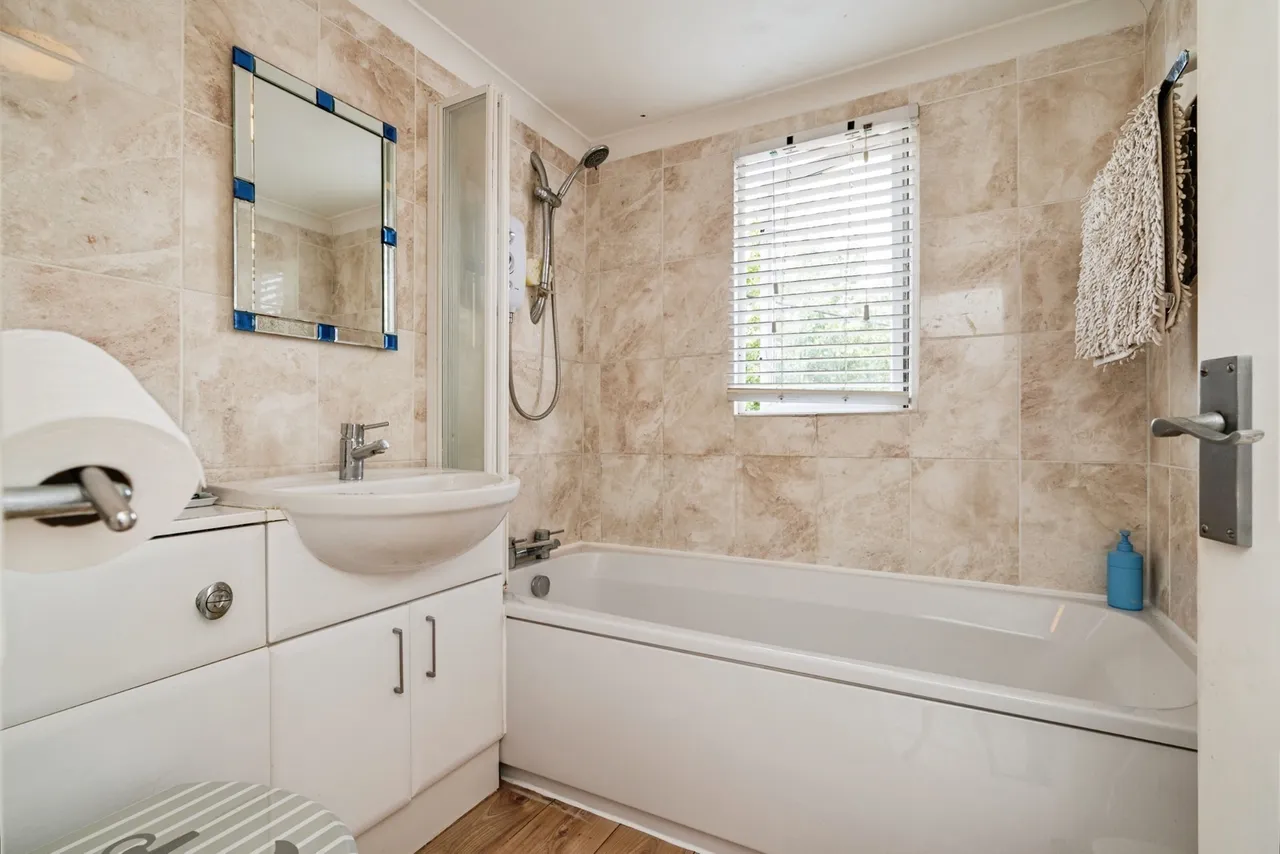 California Crescent, California, Great Yarmouth, Norfolk, NR29, photo 7