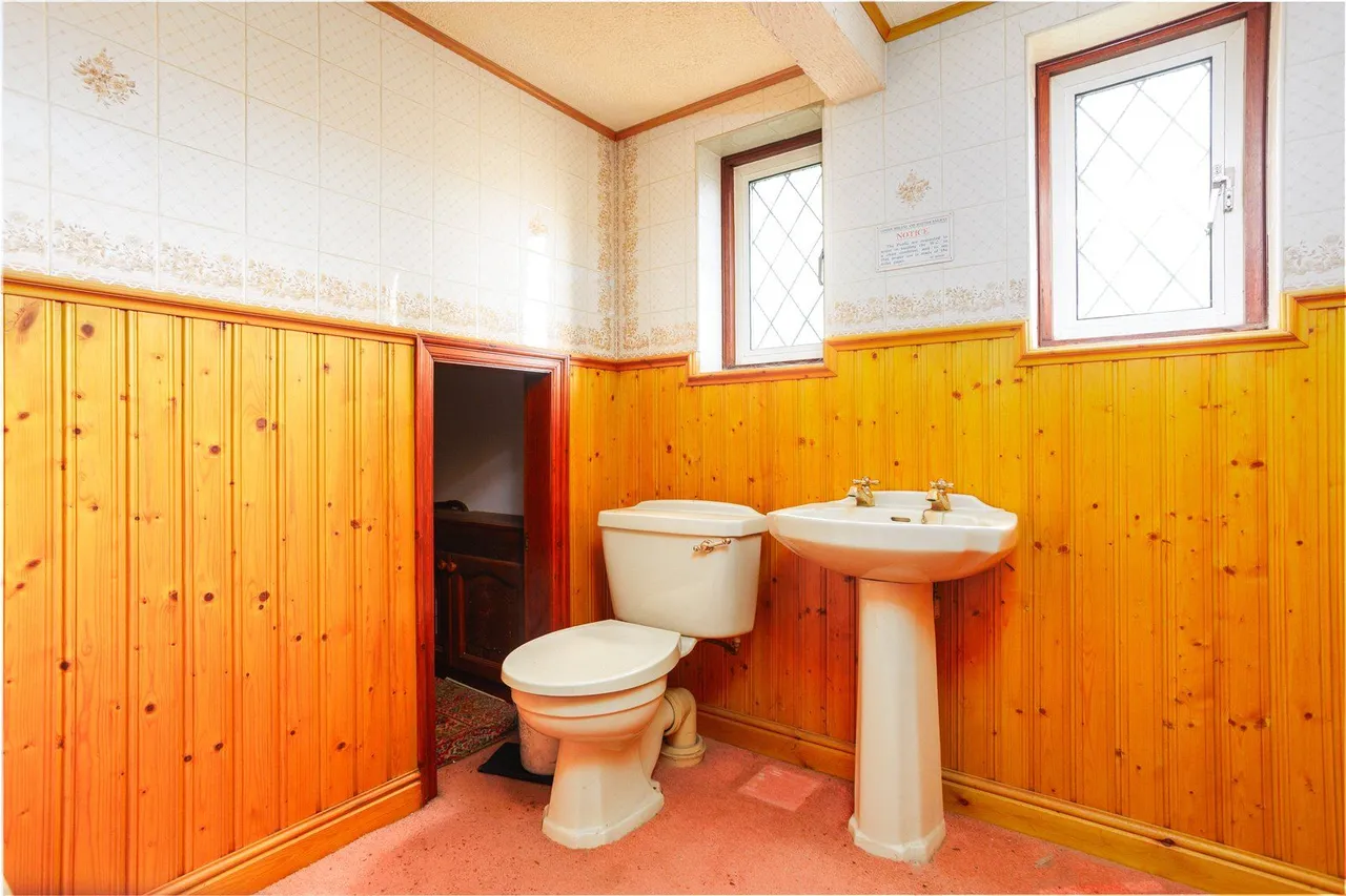 Mottram Road, Matley, SK15, photo 15