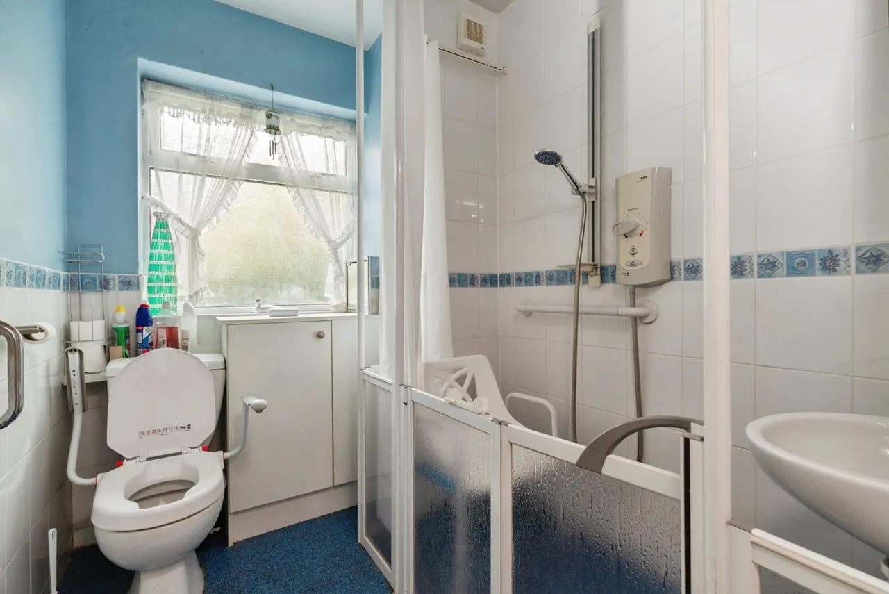 Waymar Close, MIDDLESBROUGH, Cleveland, TS5, photo 14