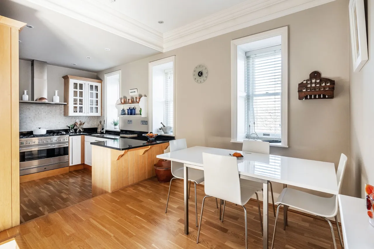 Home Farm Road, Godalming, GU7, photo 8