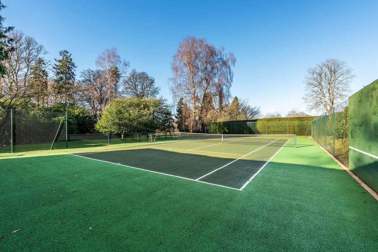 Home Farm Road, Godalming, GU7, photo 42