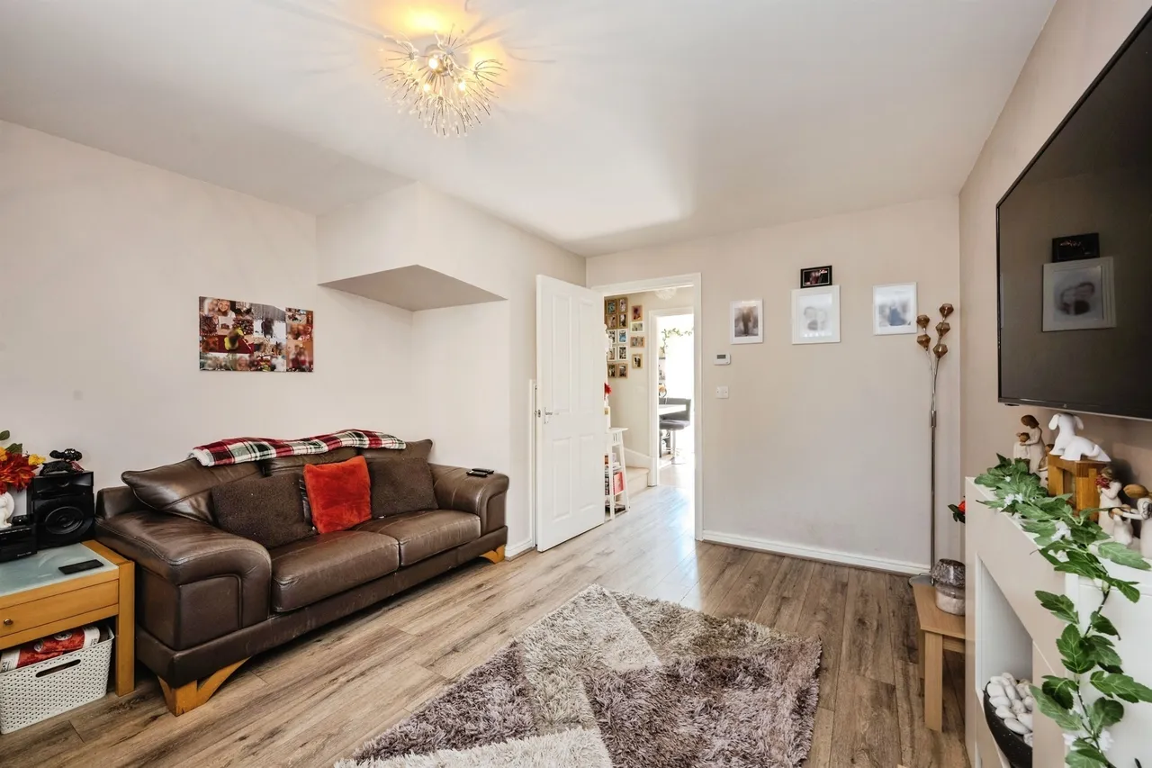 Heol Y Pibydd Swansea, SA4, photo 10