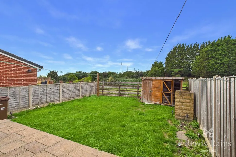 Dimple Gardens, Ossett, West Yorkshire, WF5, photo 6
