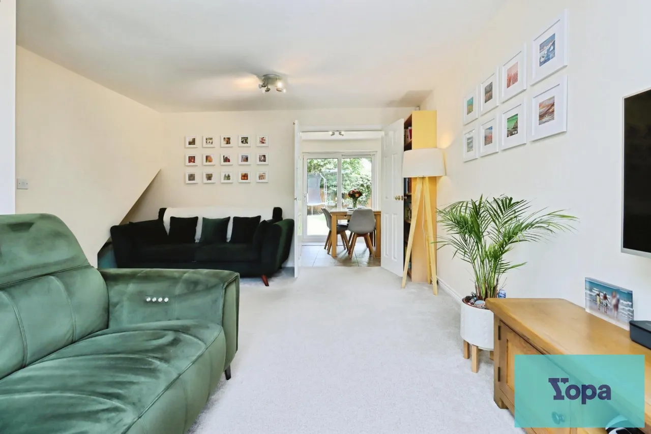 Dulwich Grange, Bratton, TF5, photo 3