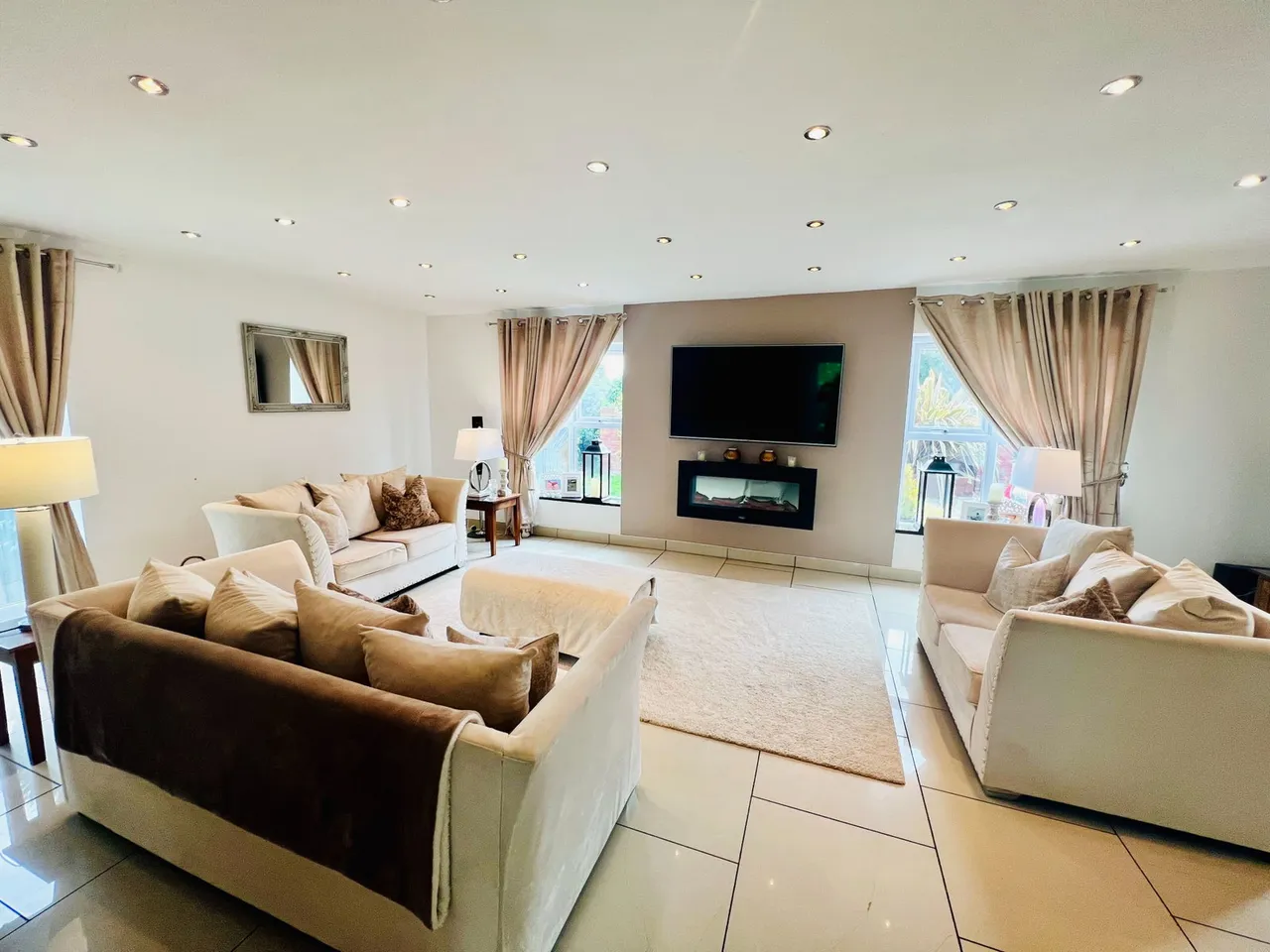 Kearsley Avenue, Hawarden, Deeside, CH5 3JQ, photo 6
