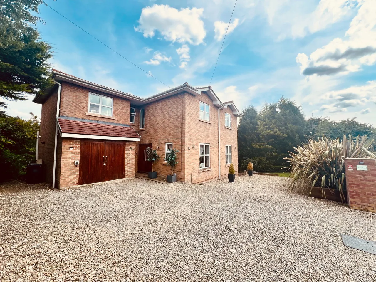5 bed house for sale — Kearsley Avenue, Hawarden, Deeside, CH5 3JQ