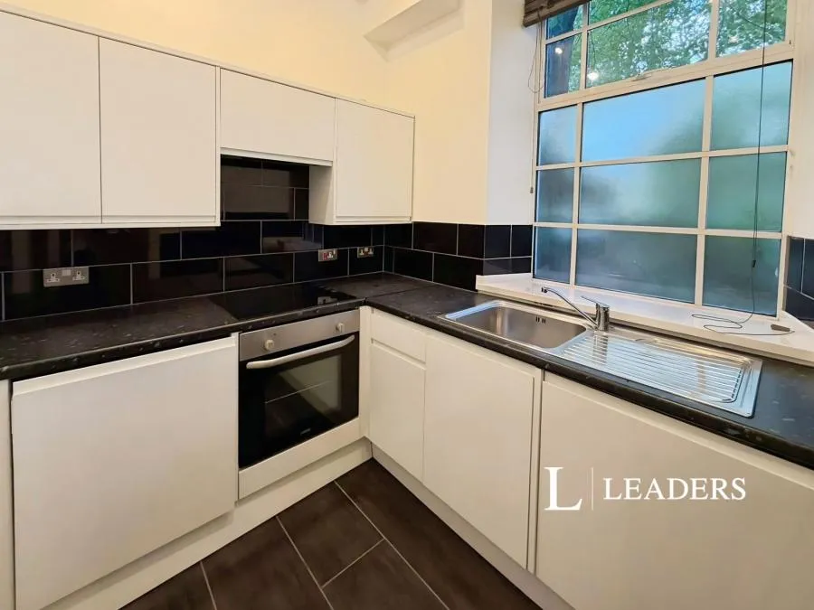 2 bed flat to rent, Princes Place, Brighton, BN1