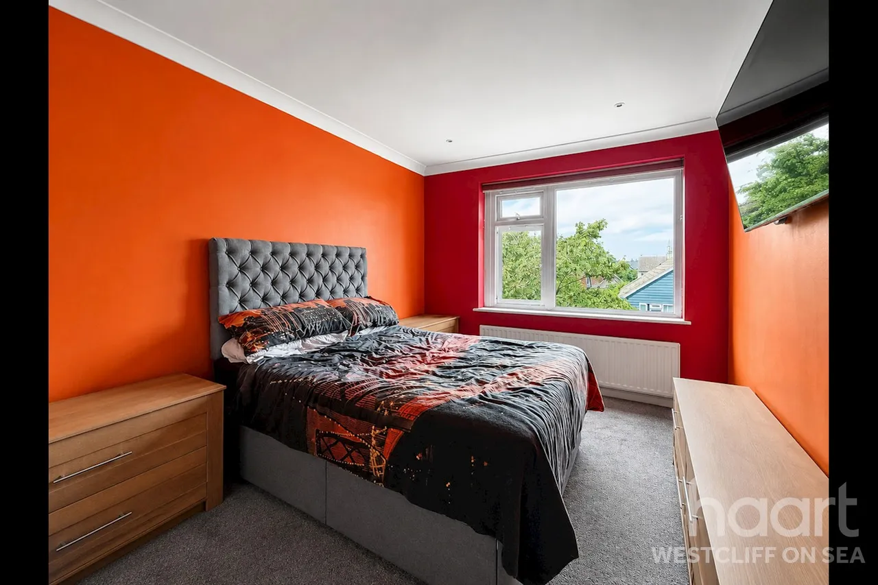 Fernleigh Drive, Leigh-On-Sea, SS9, photo 2