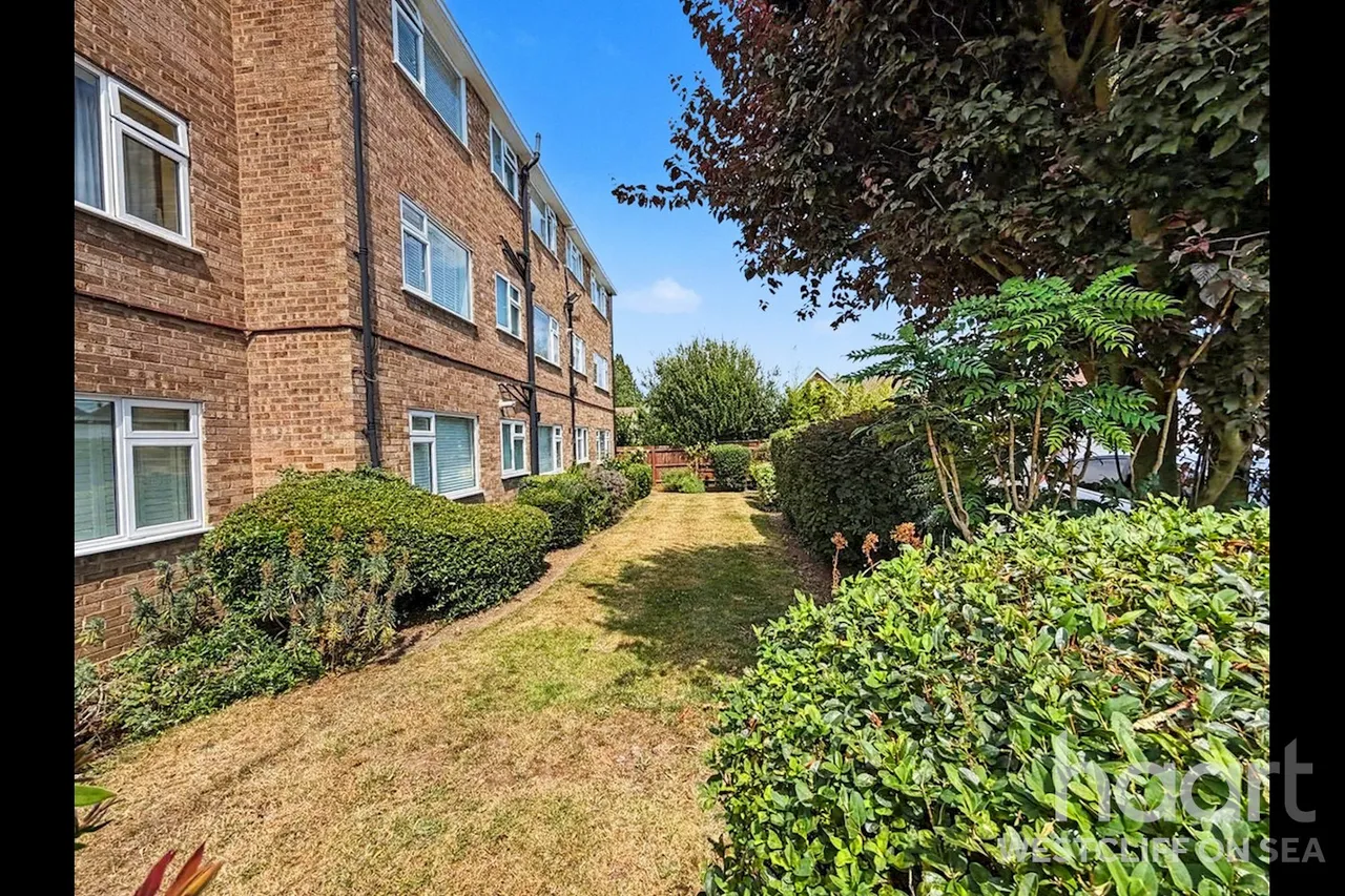 Fernleigh Drive, Leigh-On-Sea, SS9, photo 7