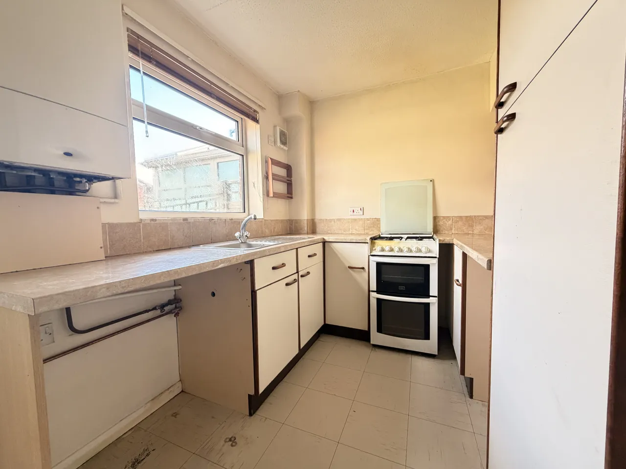 Bramley Court, Sutton-In-Ashfield, NG17, photo 4