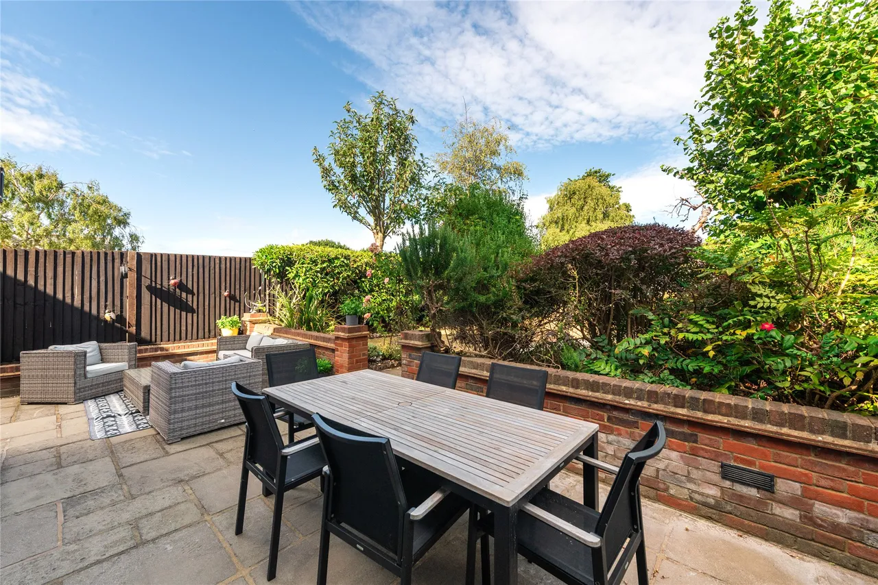 Old Hale Way, Hitchin, SG5, photo 20