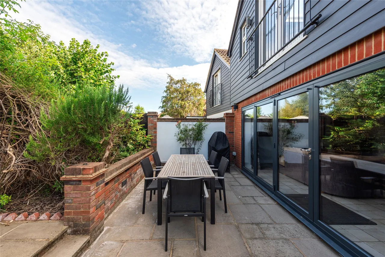 Old Hale Way, Hitchin, SG5, photo 21