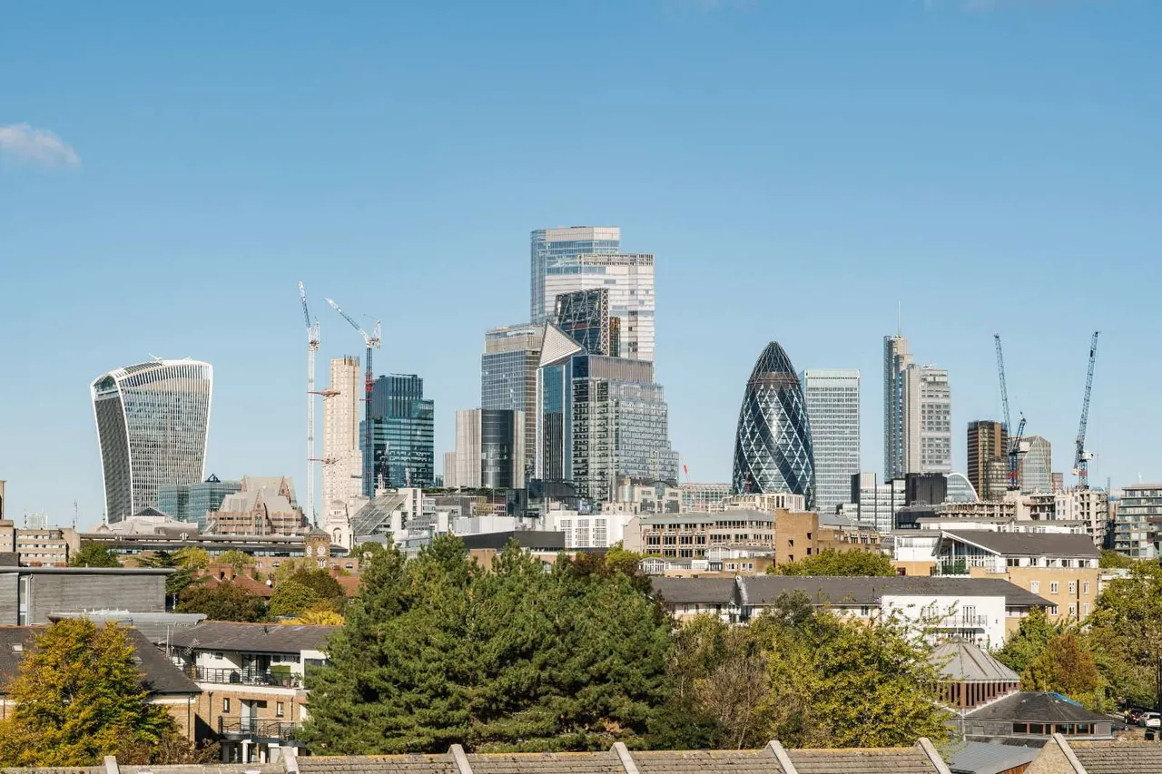 Knighten Street, London, E1W, photo 17