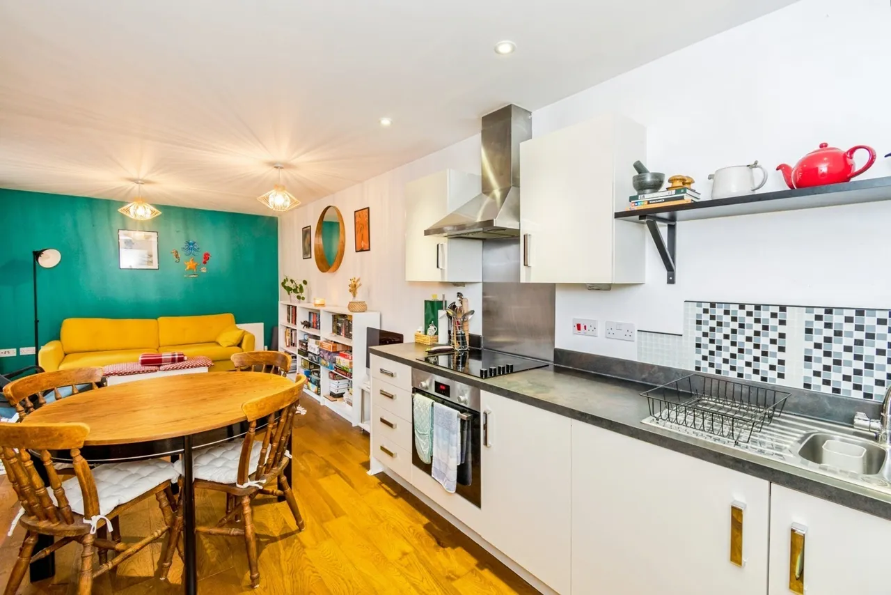 Archers Road, Southampton, SO15, photo 4