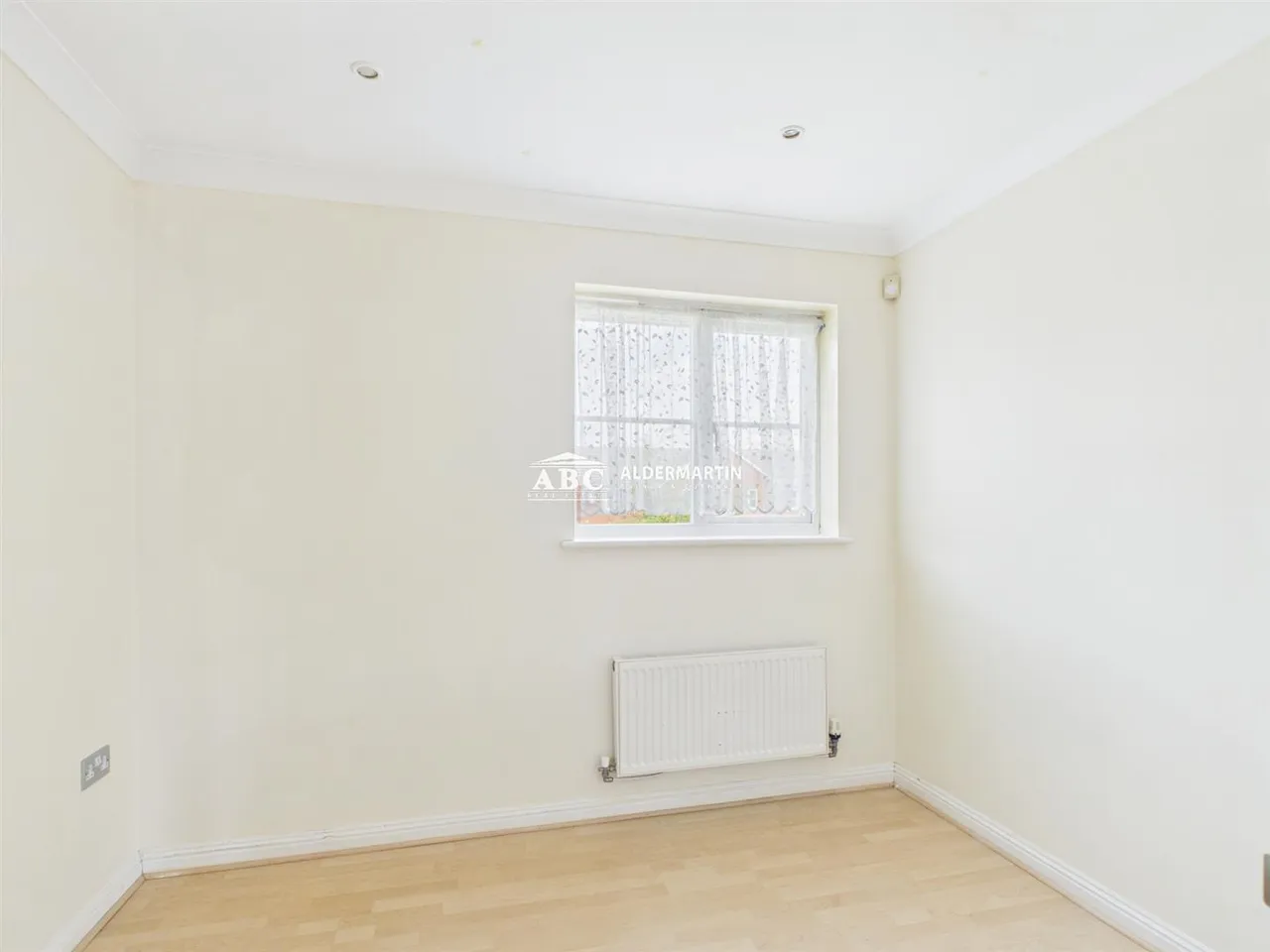 Sherman Gardens, Chadwell Heath, Romford, photo 9