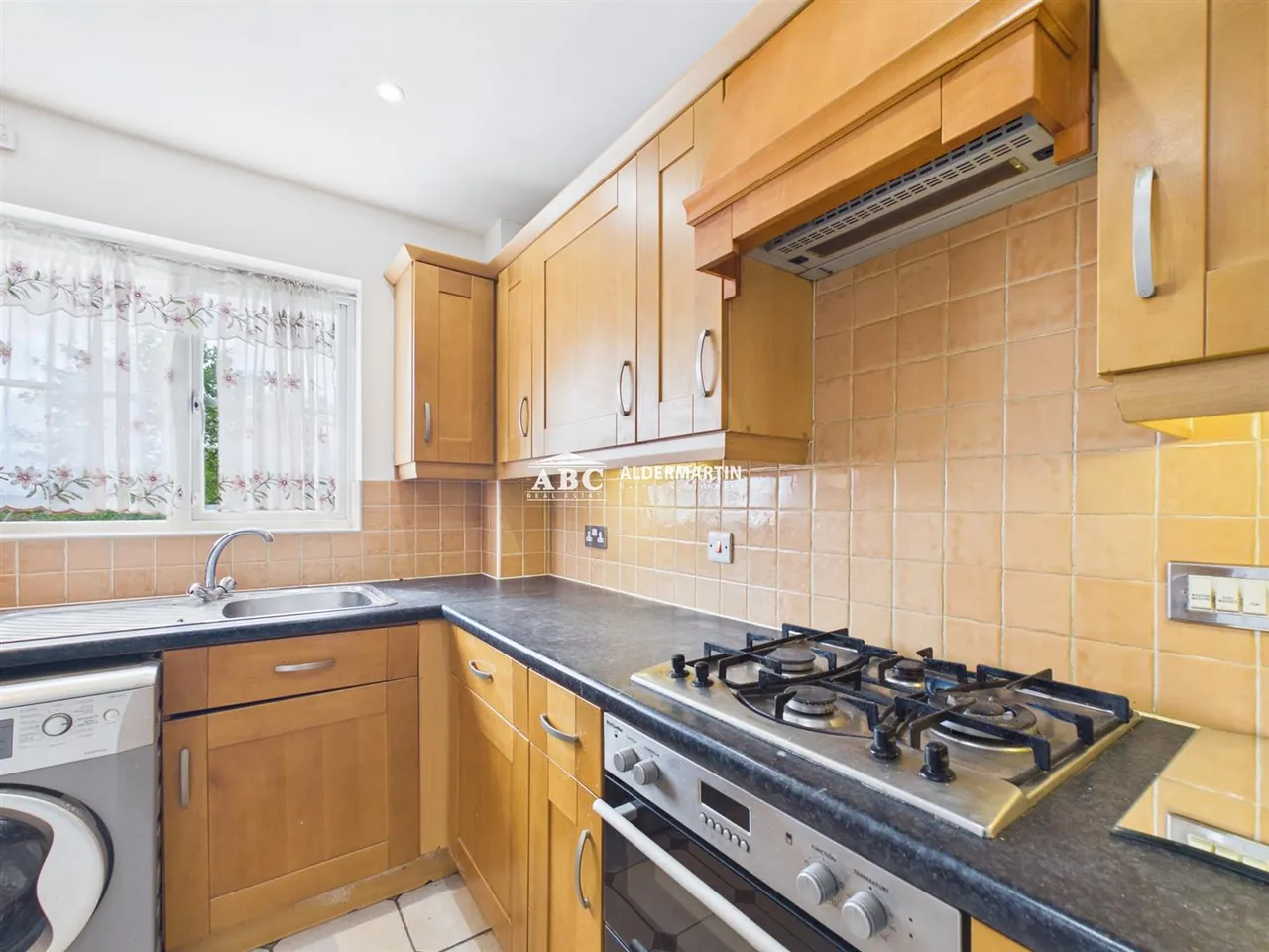 Sherman Gardens, Chadwell Heath, Romford, photo 6