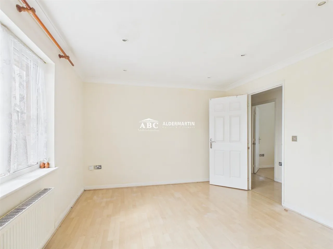 Sherman Gardens, Chadwell Heath, Romford, photo 2
