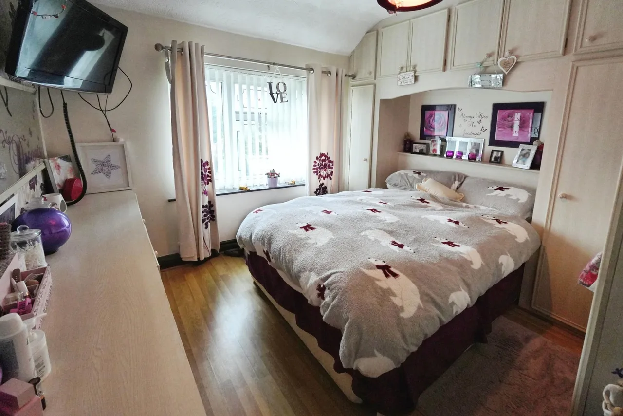 The Oval, Smethwick, B67, photo 11