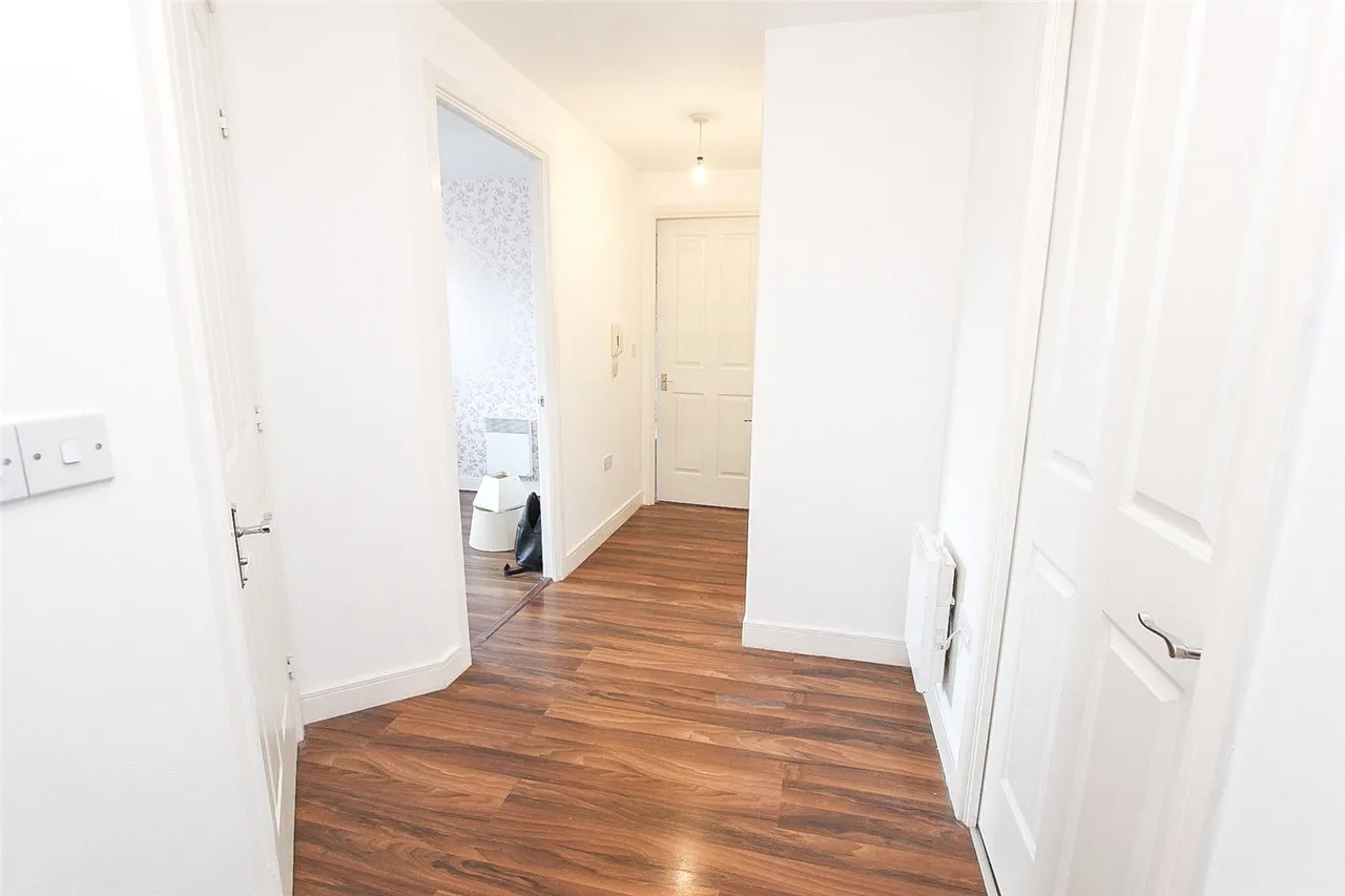 Priory Chase, Rayleigh, SS6, photo 13