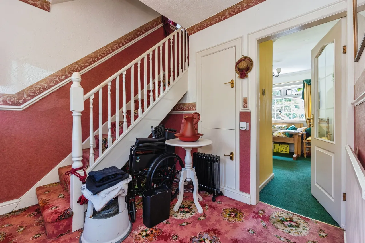 Fields Grove, Hollingworth, SK14, photo 5