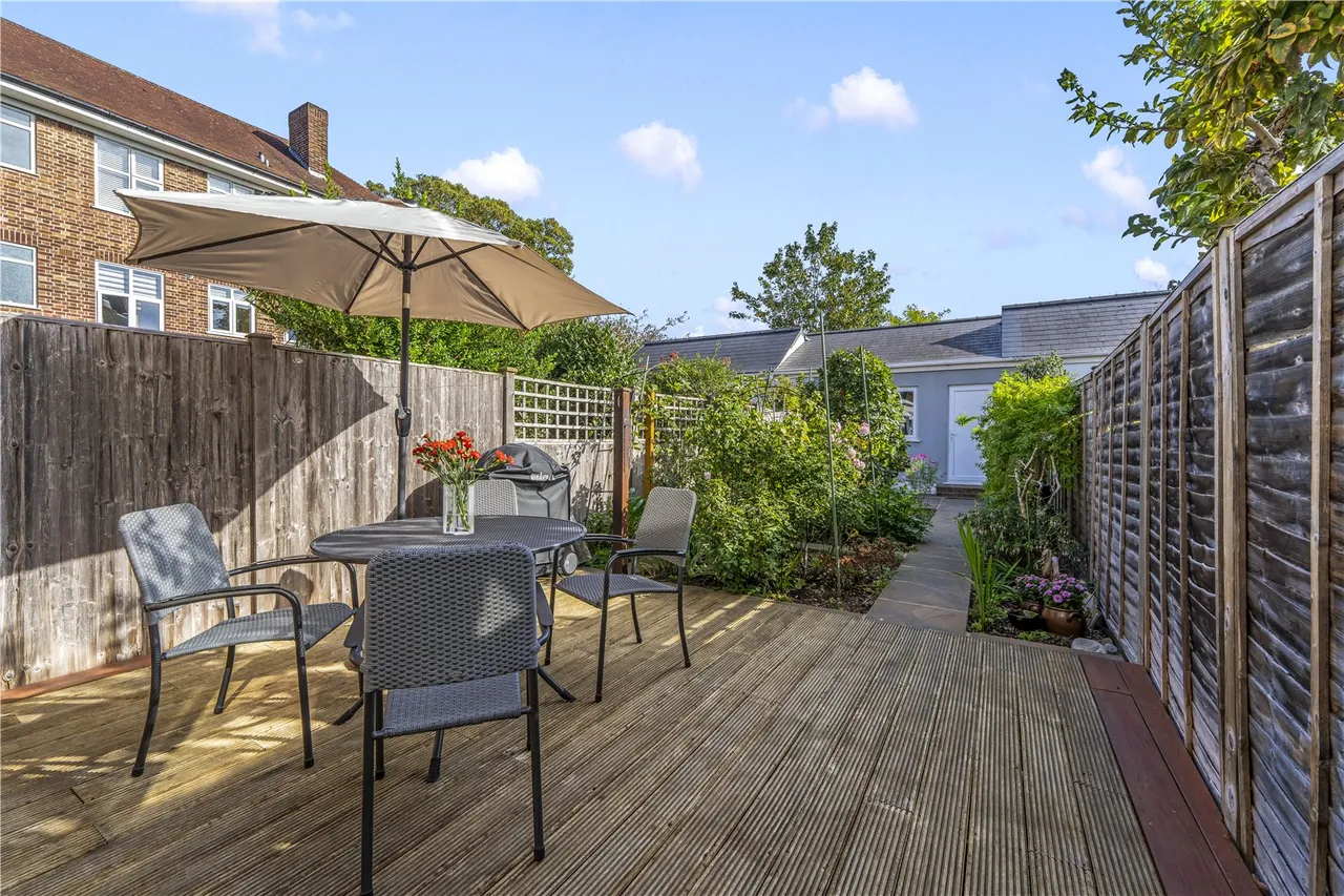 Heathfield South, Twickenham, TW2, photo 2